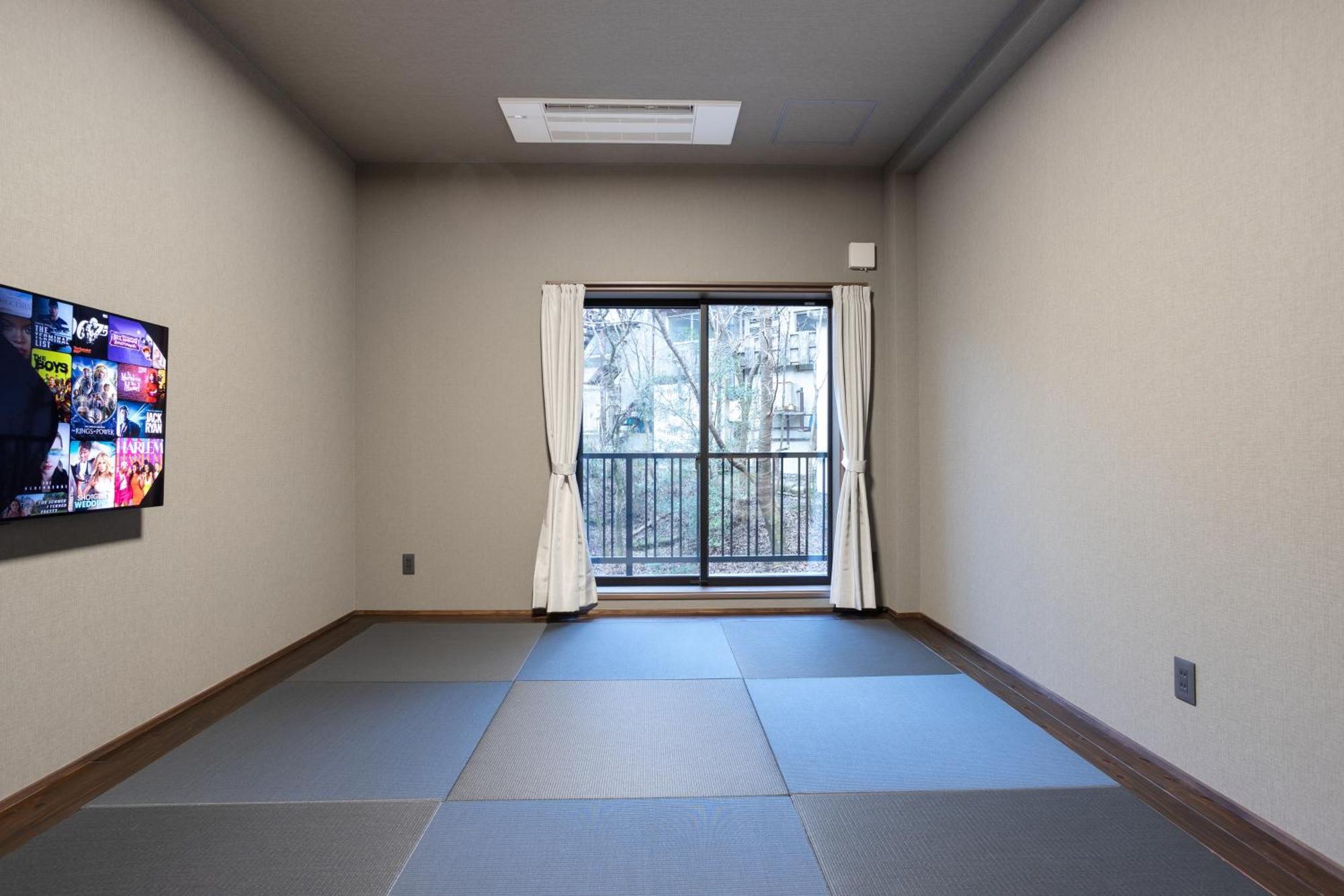 源泉かけ流し 白濁 Forest Sengokuhara Ferienhaus