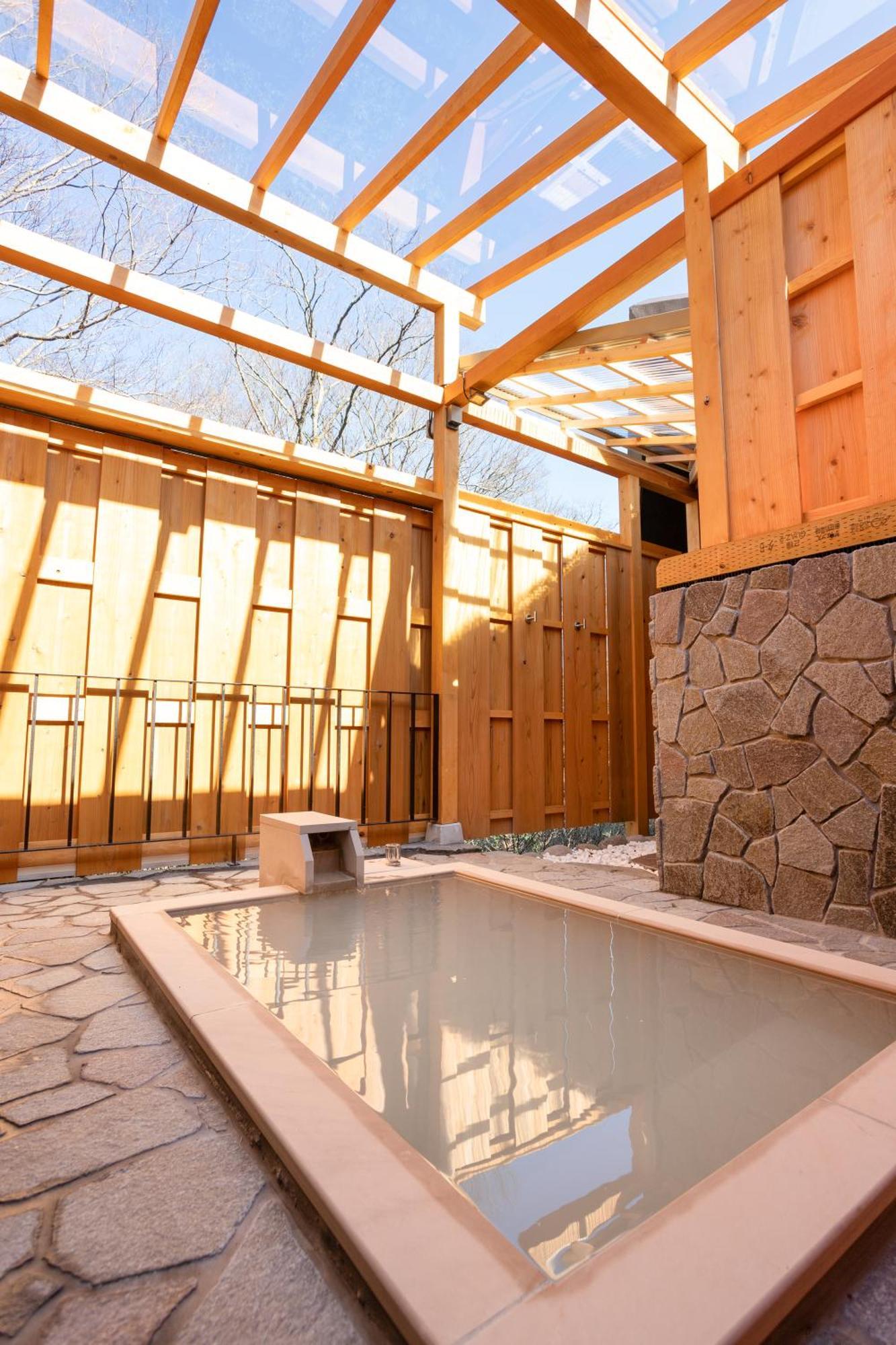 Ferienhaus 源泉かけ流し 白濁 Forest Sengokuhara *